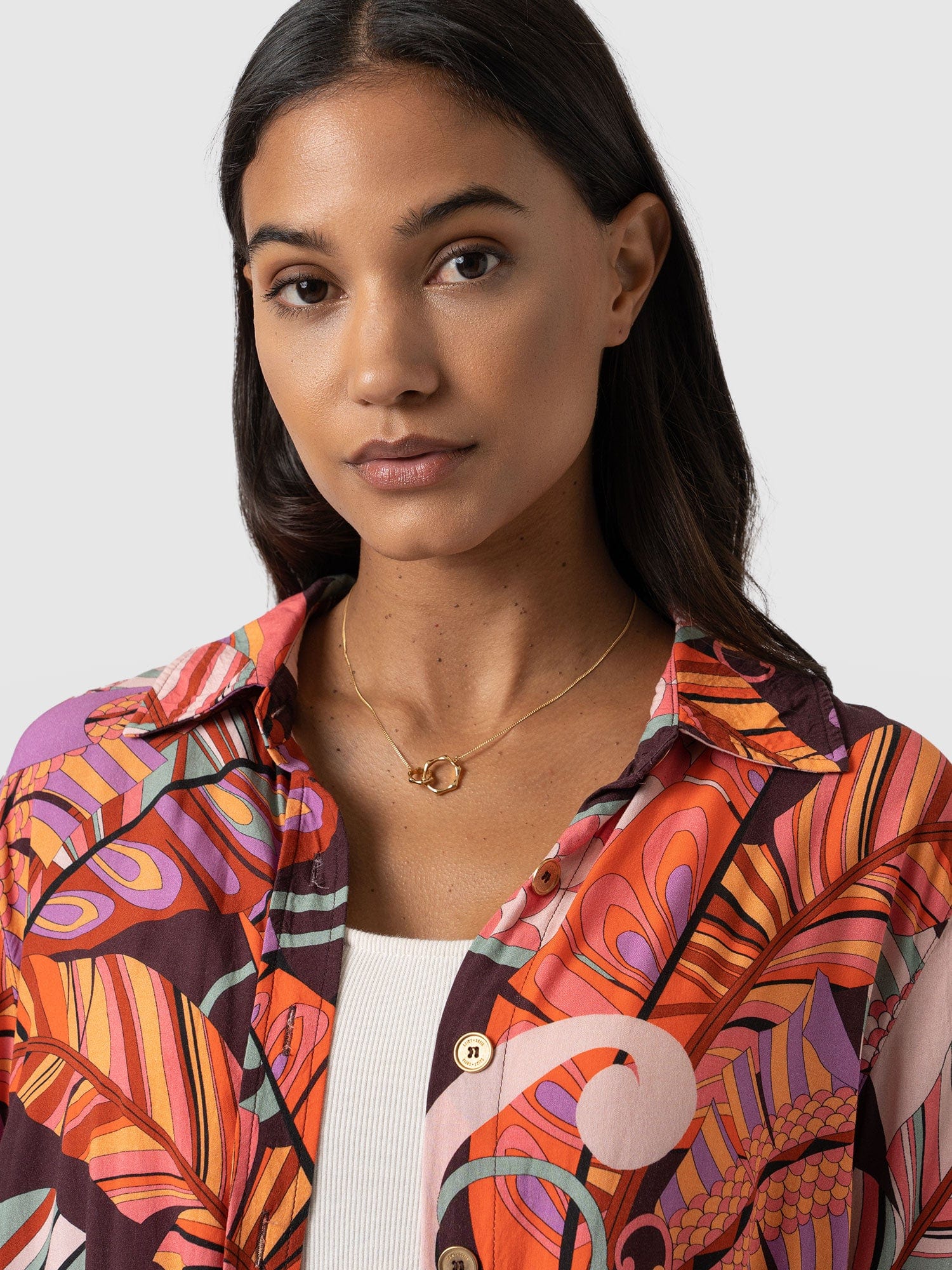 Octavia Shirt Red Palm - Women's Shirts | Saint + Sofia® USA